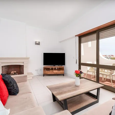 402 - Oura - 2 Bedroomed - Sea View