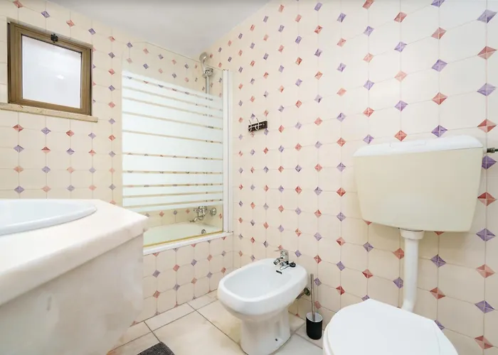 アパート 402 - Oura - 2 Bedroomed - Sea View *