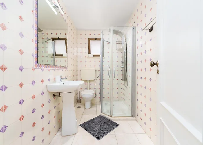 アパート 402 - Oura - 2 Bedroomed - Sea View