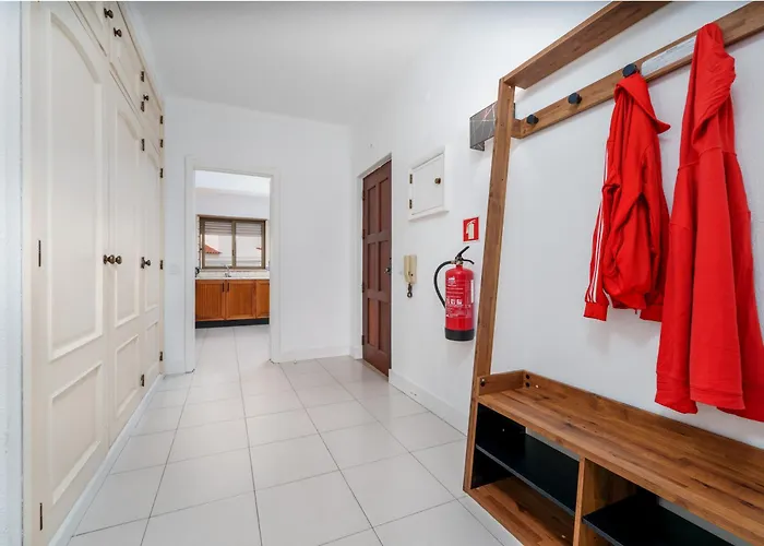 アパート 402 - Oura - 2 Bedroomed - Sea View *